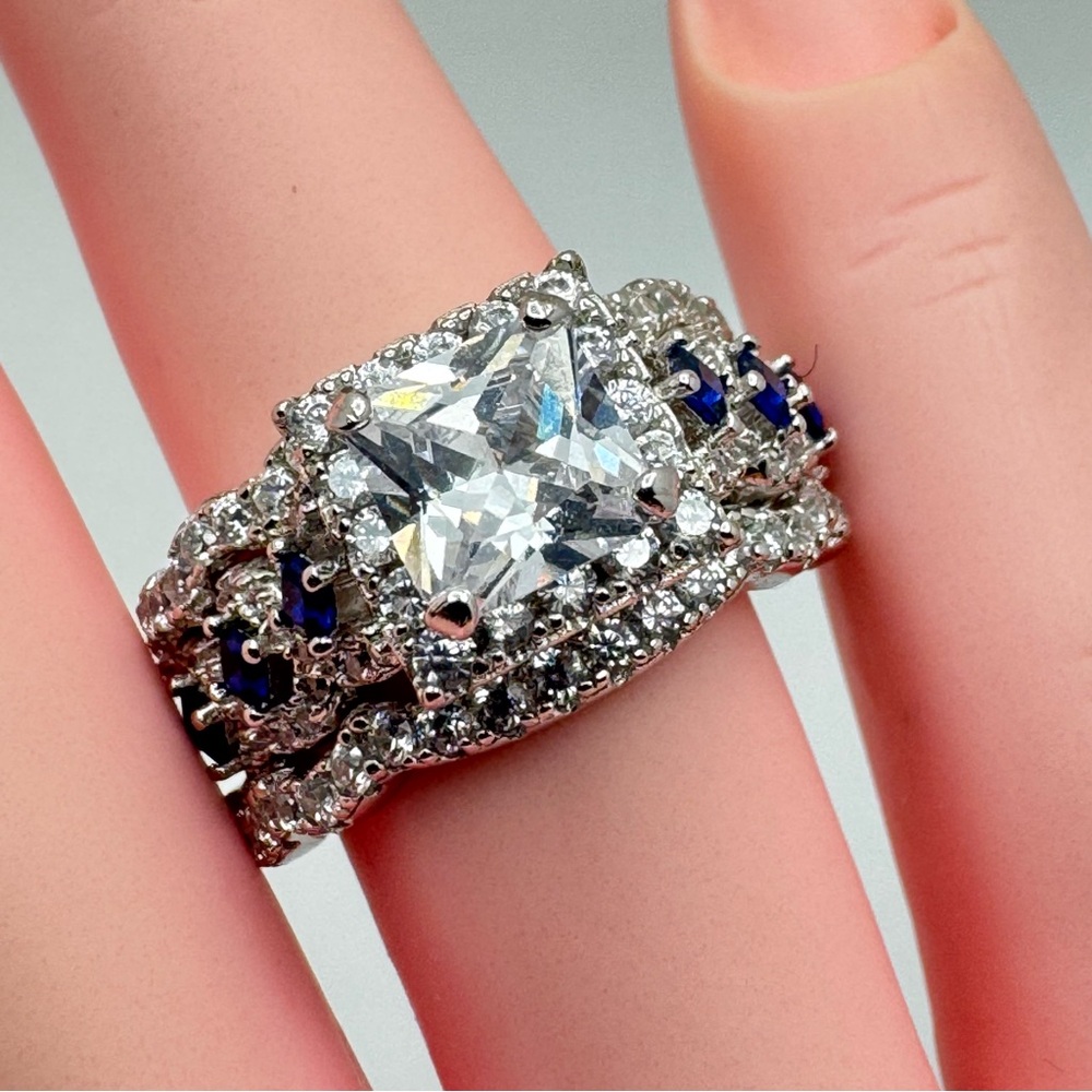 Gorgeous Sterling Silver Princess Cut CZ 3 Band Bridal Ring Set Size 6.5